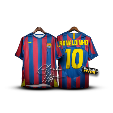 Camisa Ronaldinho Gaúcho Barcelona 2005 Legend